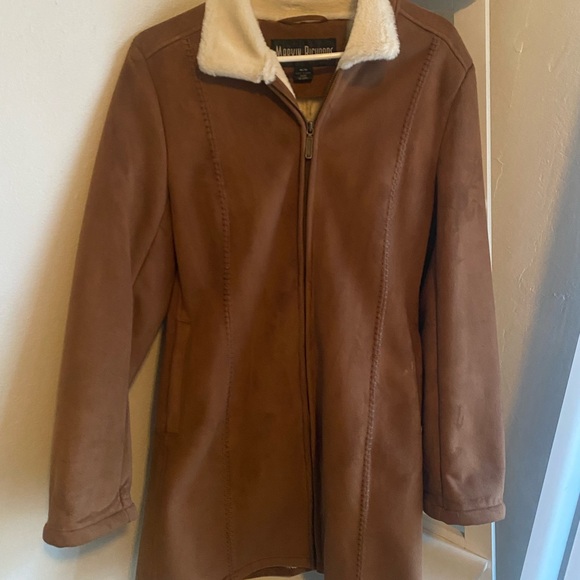 Marvin Richards Tan Teddy Jacket with Cream Accents - Picture 2 of 4